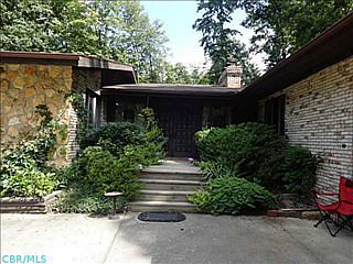4th image of 1828 Cedar Cir