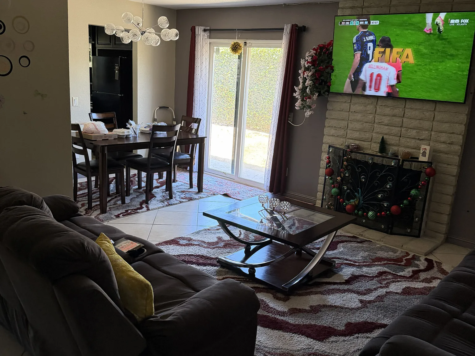 3 bed, 1675 sqft, $2,950 — Photo 2