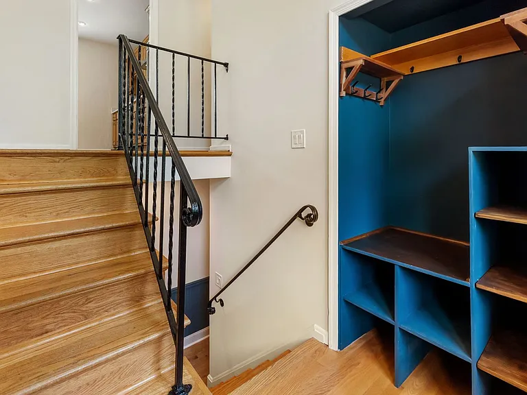 1731 Tamerisk Ct — Photo 38
