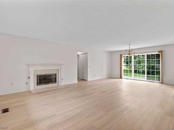 4th image of 14395 Fullers Ln