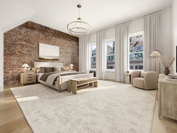 5th image of 33 W 74th St #2