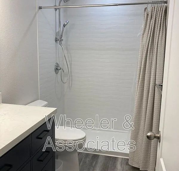 1928 Endicott Cir — Photo 4