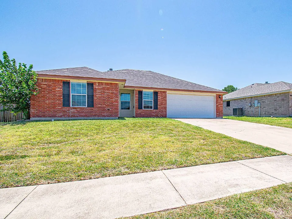 3902 Bolivar Dr