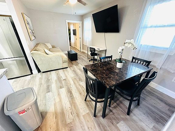 5th image of 439 N Grandview Ave #4