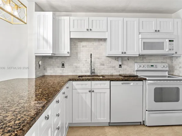 5500 NW 2nd Ave APT 119, Boca Raton, FL 33487