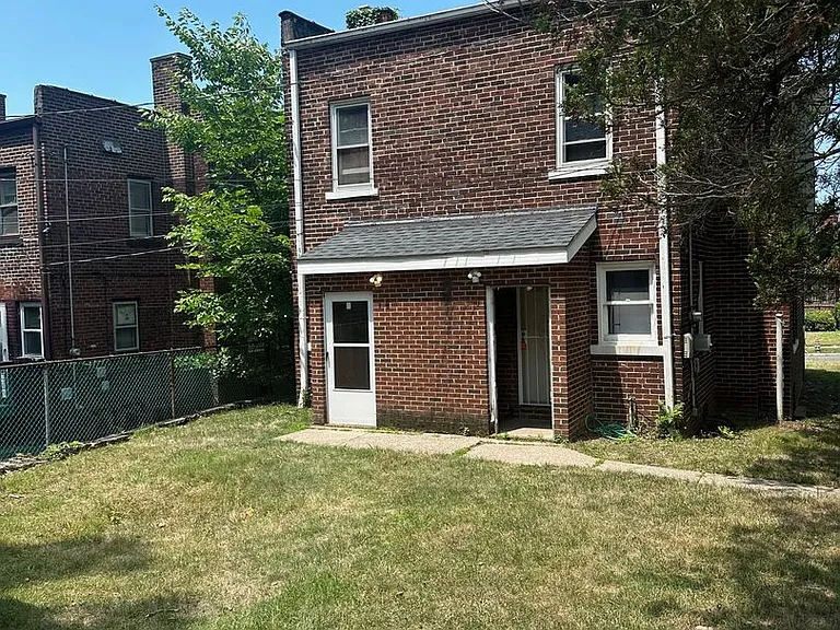 3244-3246 Sycamore Rd — Photo 28