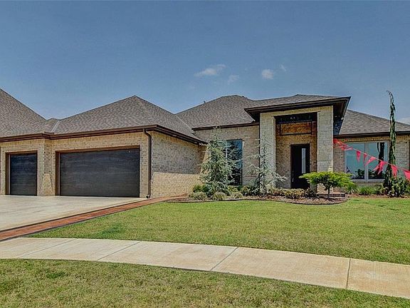 3rd image of 4705 SW 128th St