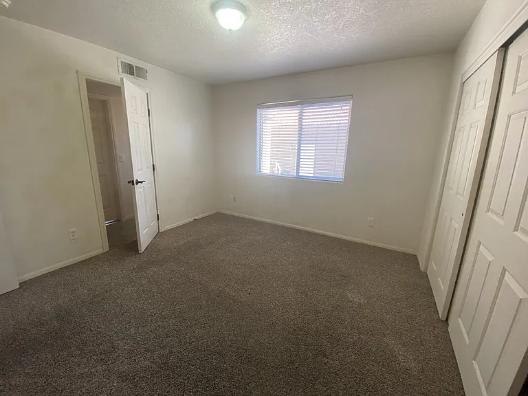 1238 W 360 N #12 — Photo 9