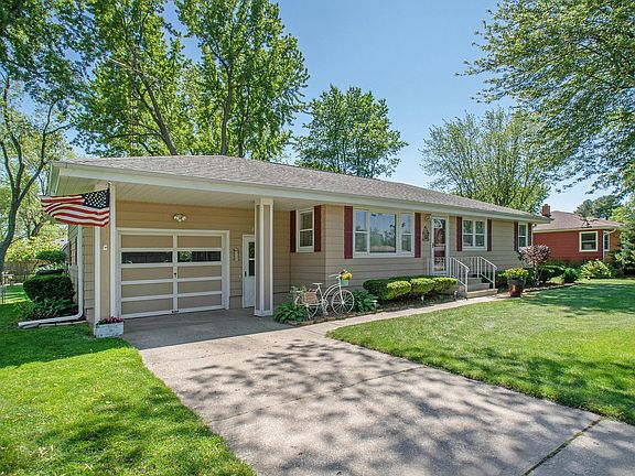 2nd image of 1446 N Aurilla Dr