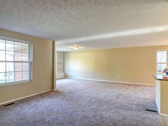 4th image of 7314 Maringo Dr