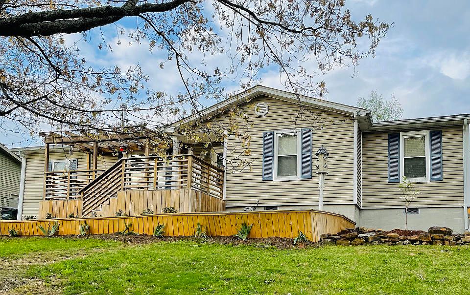 1st image of 6408 Walnut Breeze Ln