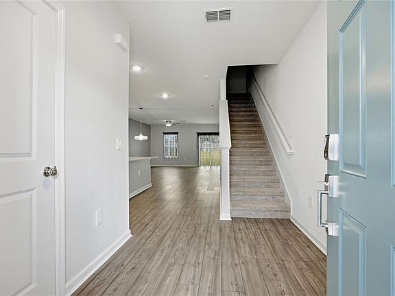 4th image of 5366 NW 21st Ct