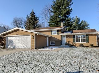 1813 Killdeer Dr, Naperville, IL 60565