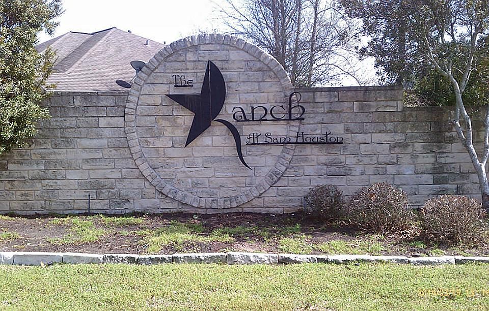 1st image of 127 Sendero Dr