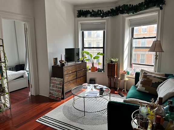 2nd image of 1486 Bedford Ave #3K