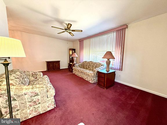 4th image of 1716 Napfle Ave