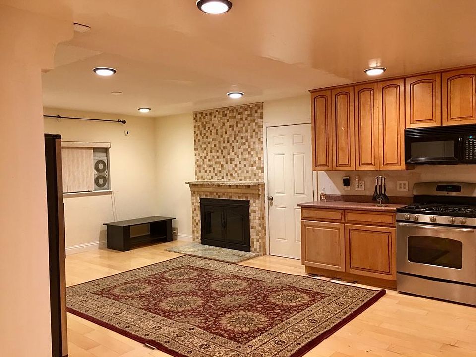 1st image of 41211 Norman Ct