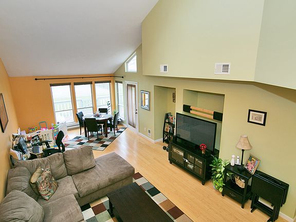 4th image of 24 Timber Ridge Dr #14