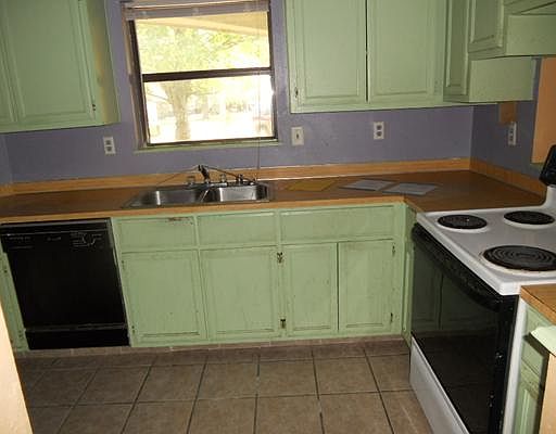 4th image of 2423 Turtle Creek Dr