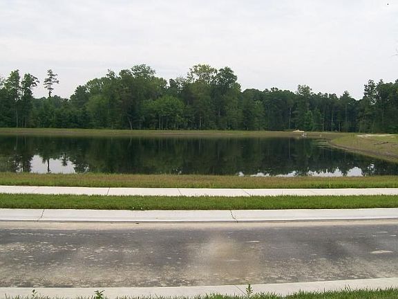 4th image of 21332 N Acorn Way