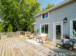 19044 174th Ave, Spring Lake, MI 49456