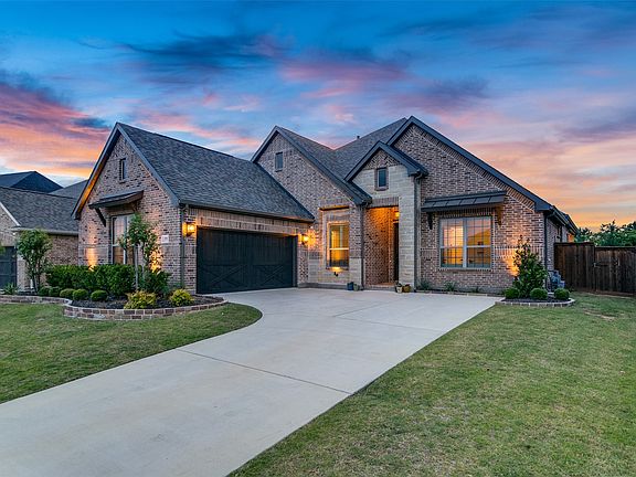 2nd image of 216 Big Sky Cir