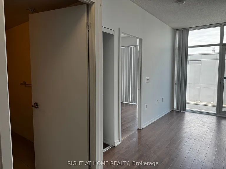 36 Lisgar St #Penthouse 01E — Photo 6