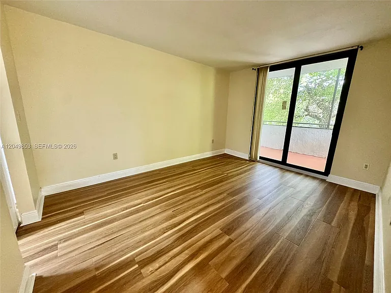 8215 SW 152nd Ave #G-304 — Photo 33