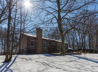 5 E Salem Rd, Fishkill, NY 12524