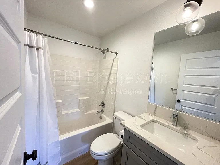 6506 SE 63rd Ave — Photo 11