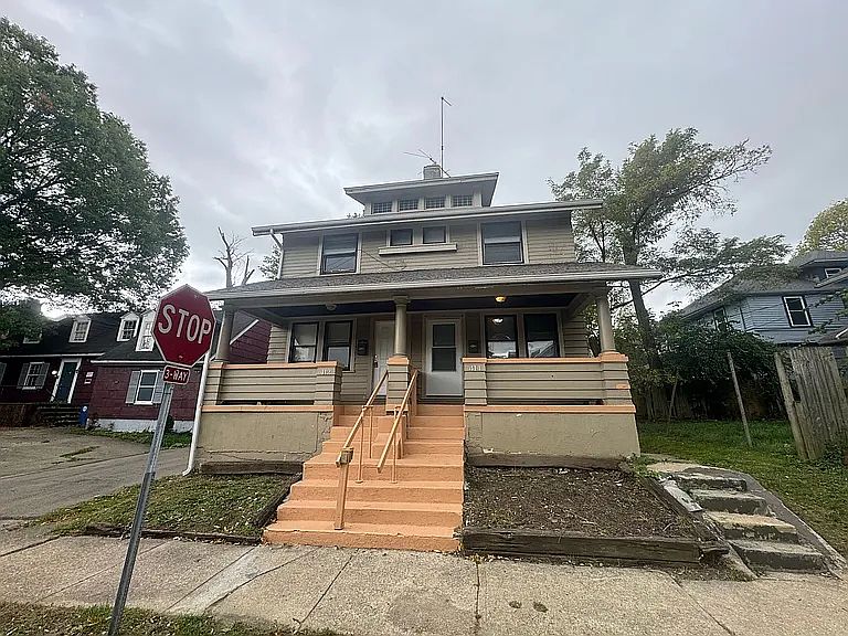1st image of 414 Five Oaks Ave #A