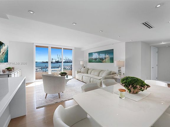 4th image of 90 Alton Rd #3