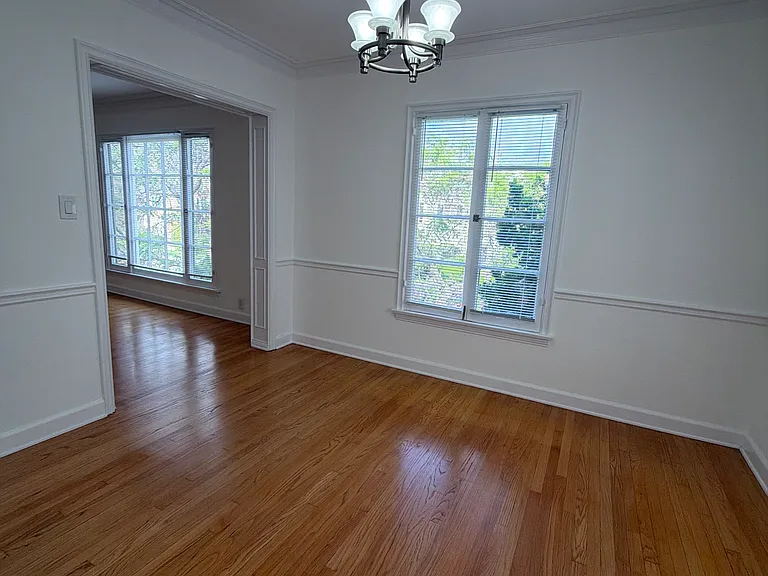 630 S Detroit St #1/2 — Photo 7