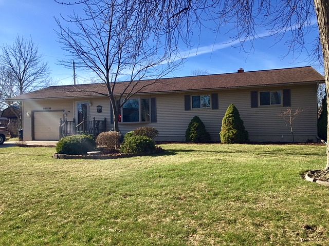 1st image of 3276 Canterbury Dr