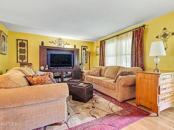 2nd image of 4408 Foley Dr