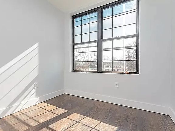 4th image of 777 Lexington Ave #4B