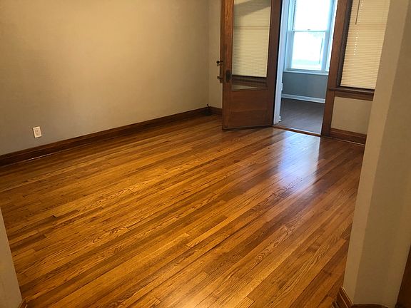 5th image of 4051 W Wellington Ave