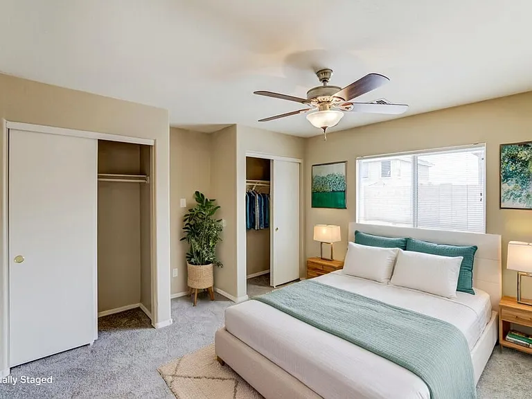 1105 S 225th Ave — Photo 10