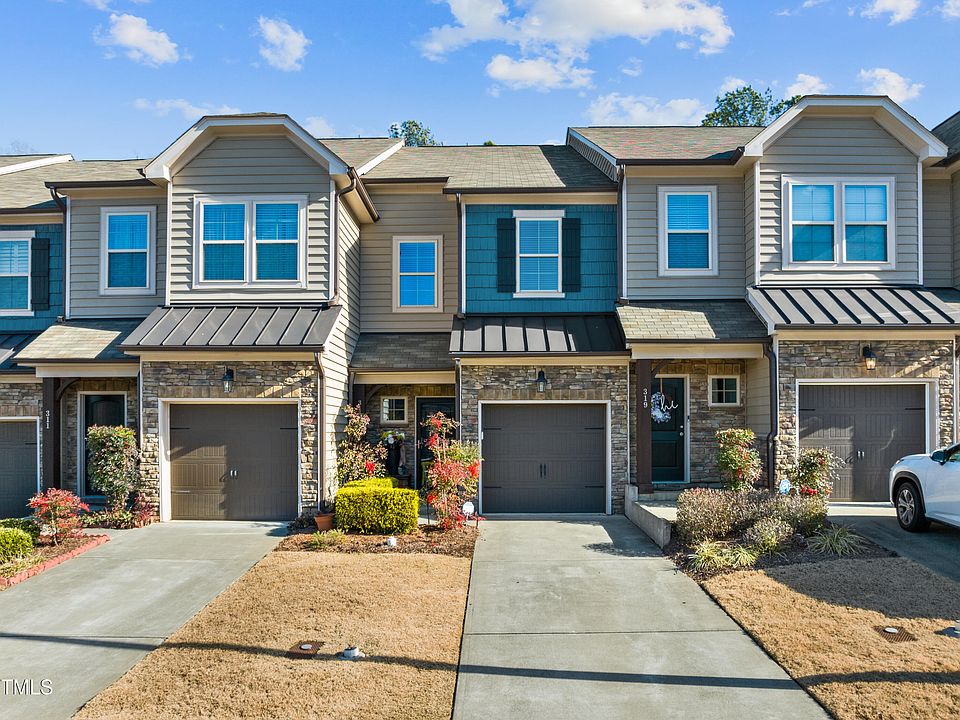 1st image of 315 Rubrum Dr