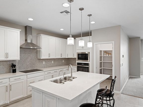 3rd image of 8926 W Denton Lane