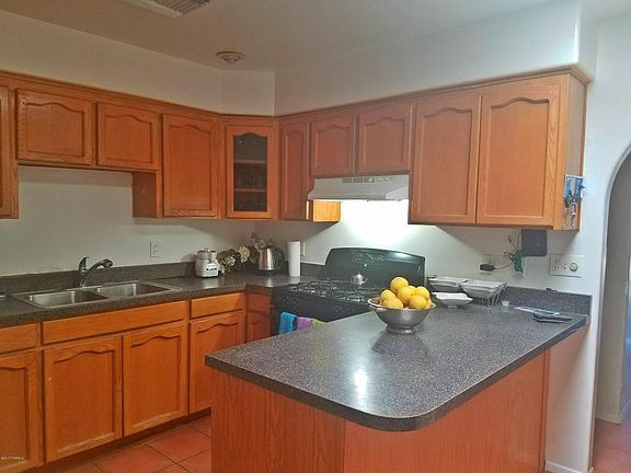 5th image of 901 W Calle Aragon