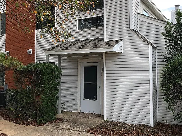 1932 E Lindsey St #126 — Photo 1