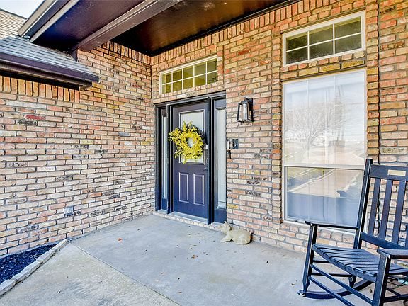 3rd image of 4905 W Wedgefield Rd