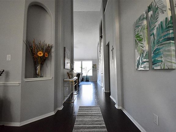 3rd image of 20318 Stone Falls Ct