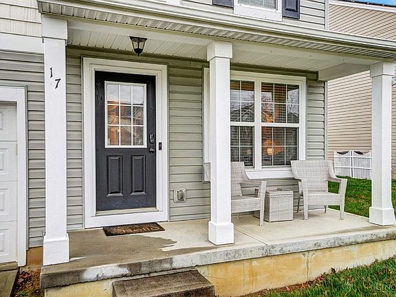 3rd image of 17 Cedarwood Dr