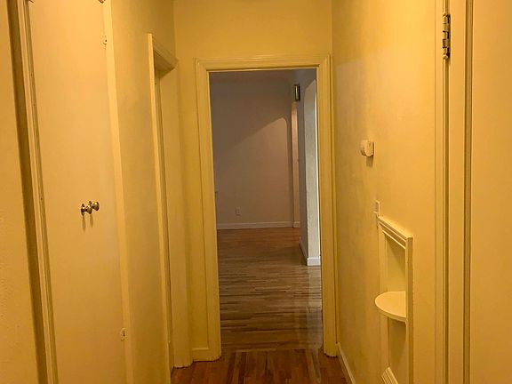 5th image of 428 S Wilbur Ave