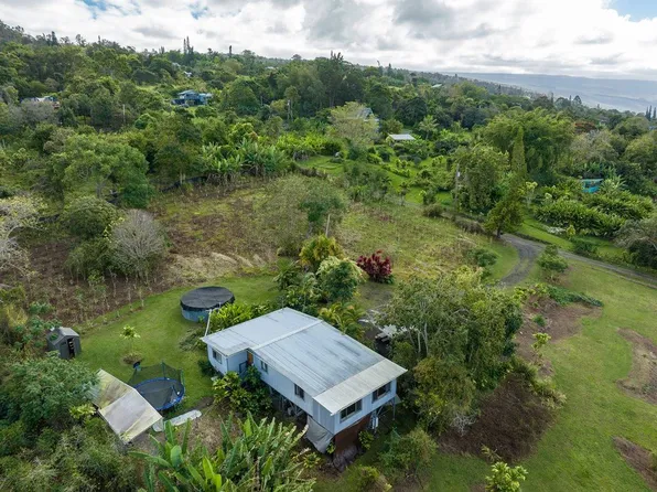 81-1083 Kinue Rd #C, Captain Cook, HI 96704