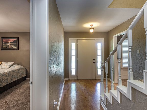 5th image of 1605 Northwood Ct