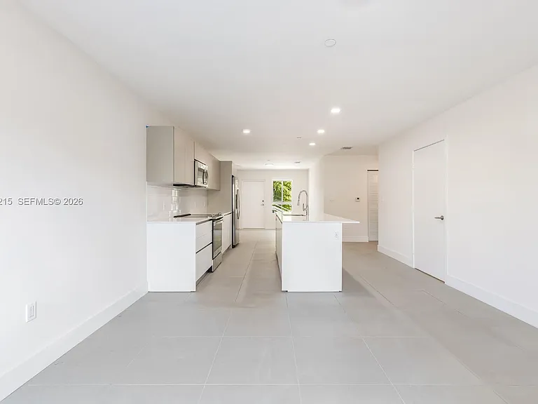 2505 NE 193rd St #4108 — Photo 7
