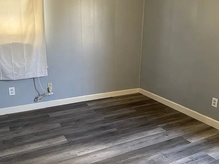 710 E Arkansas Ave — Photo 6